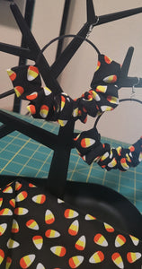Small scrunch earrings