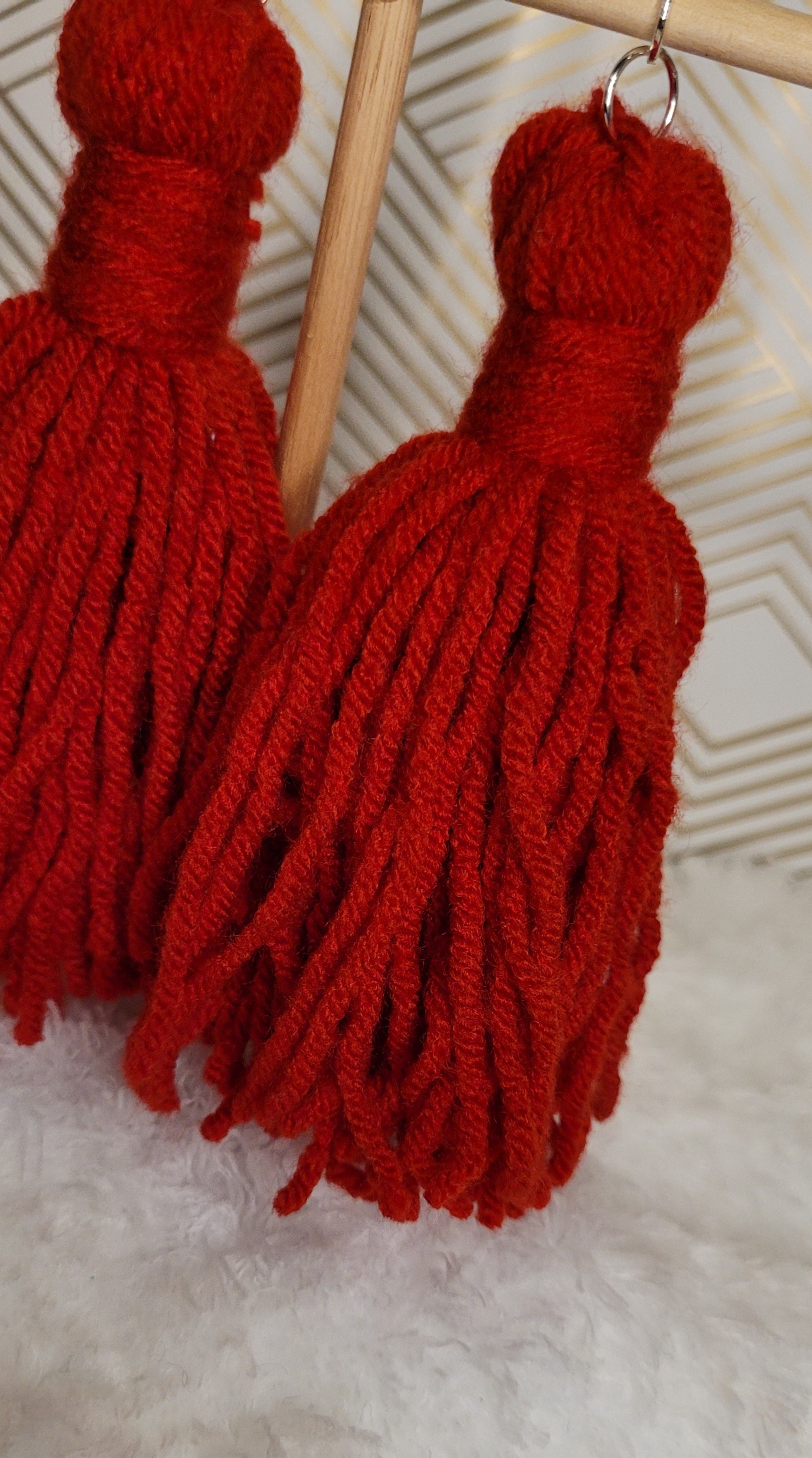 Large Fluffy tassel